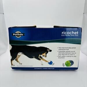 Ricochet Electronic Interactive Dog Toy. Tested. Works. Cool Dog Toy!